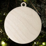 Drewniana bombka do ozdabiania