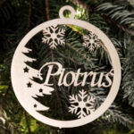Drewniana bombka na choinkę z imieniem
